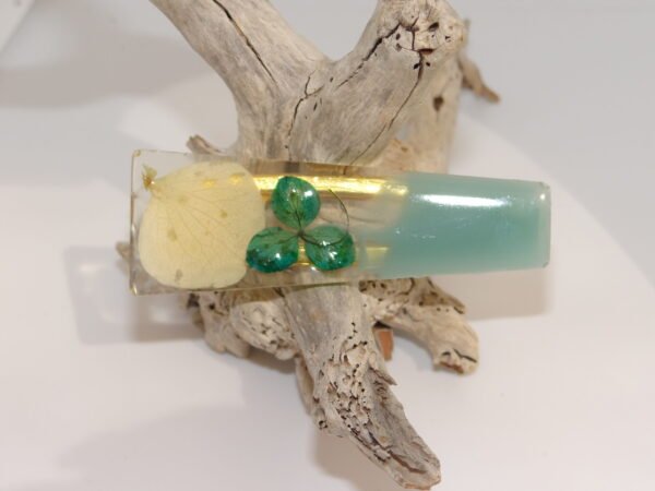 Barrette décorée bleu et blanche