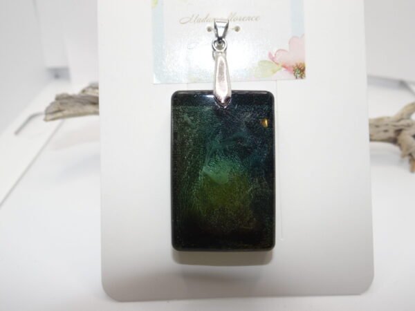 Pendentif rectangulaire vert