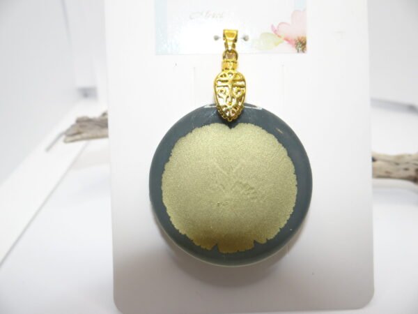 Pendentif rond gris et beige